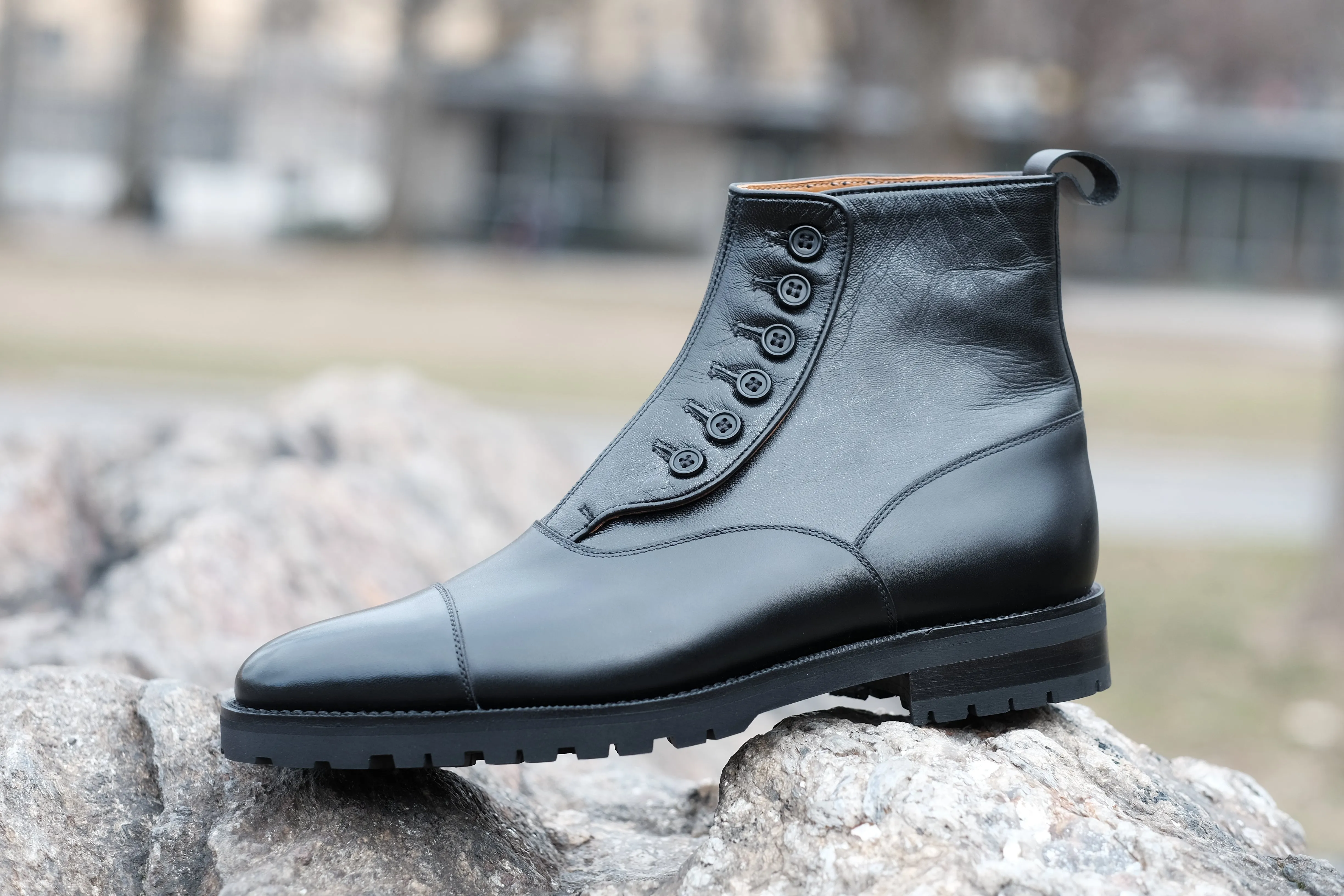 Bellevue - MTO - Black Calf / Black Soft Calf - TMG Last - Commando Sole