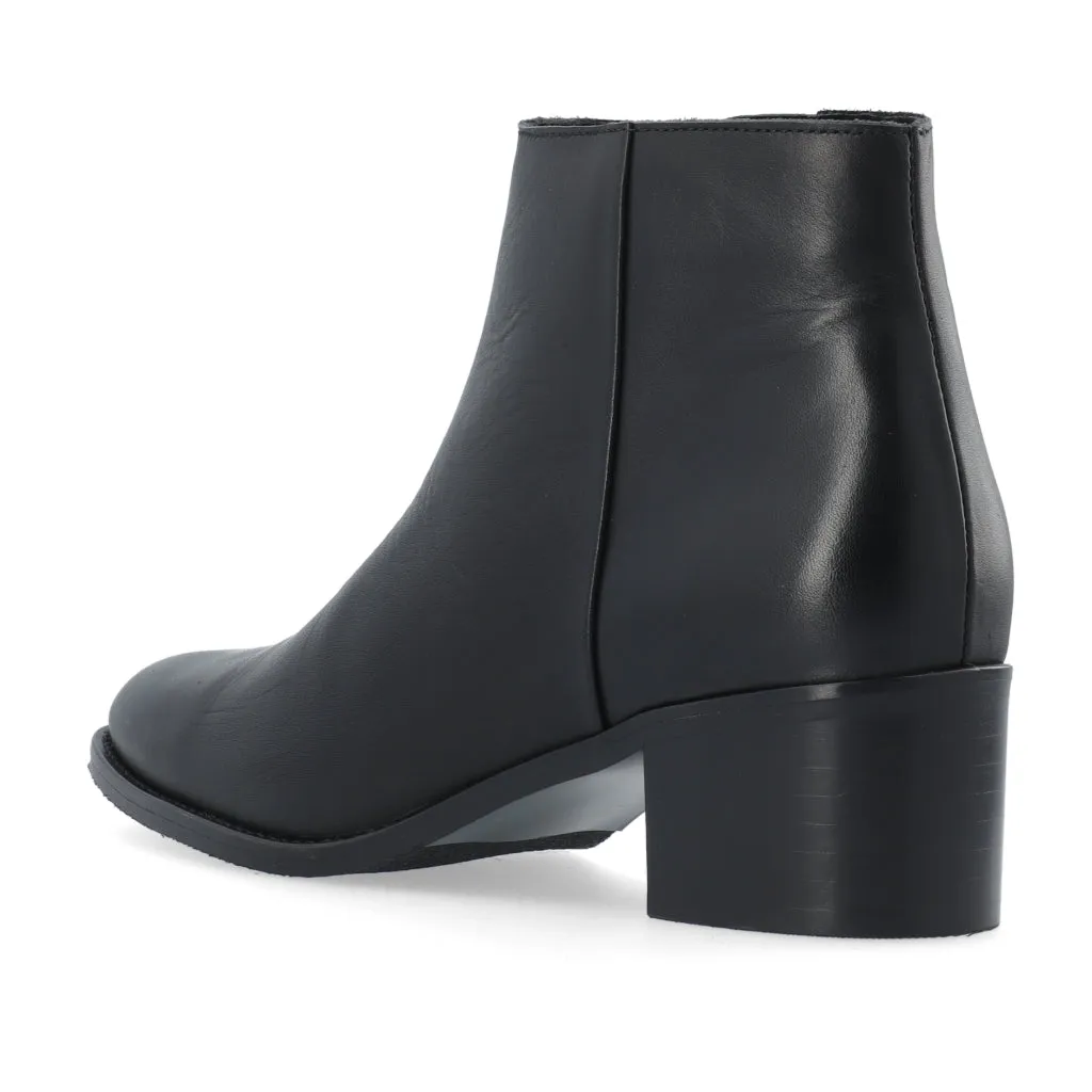 Biacarol Black Leather Zip Boots