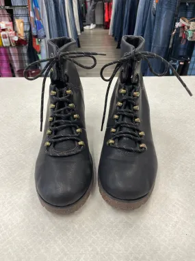 Black Boots Combat Korks, Size 9.5