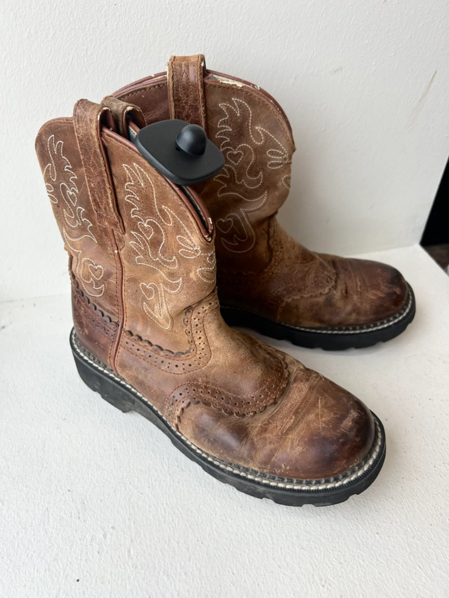 Boots Womens 8