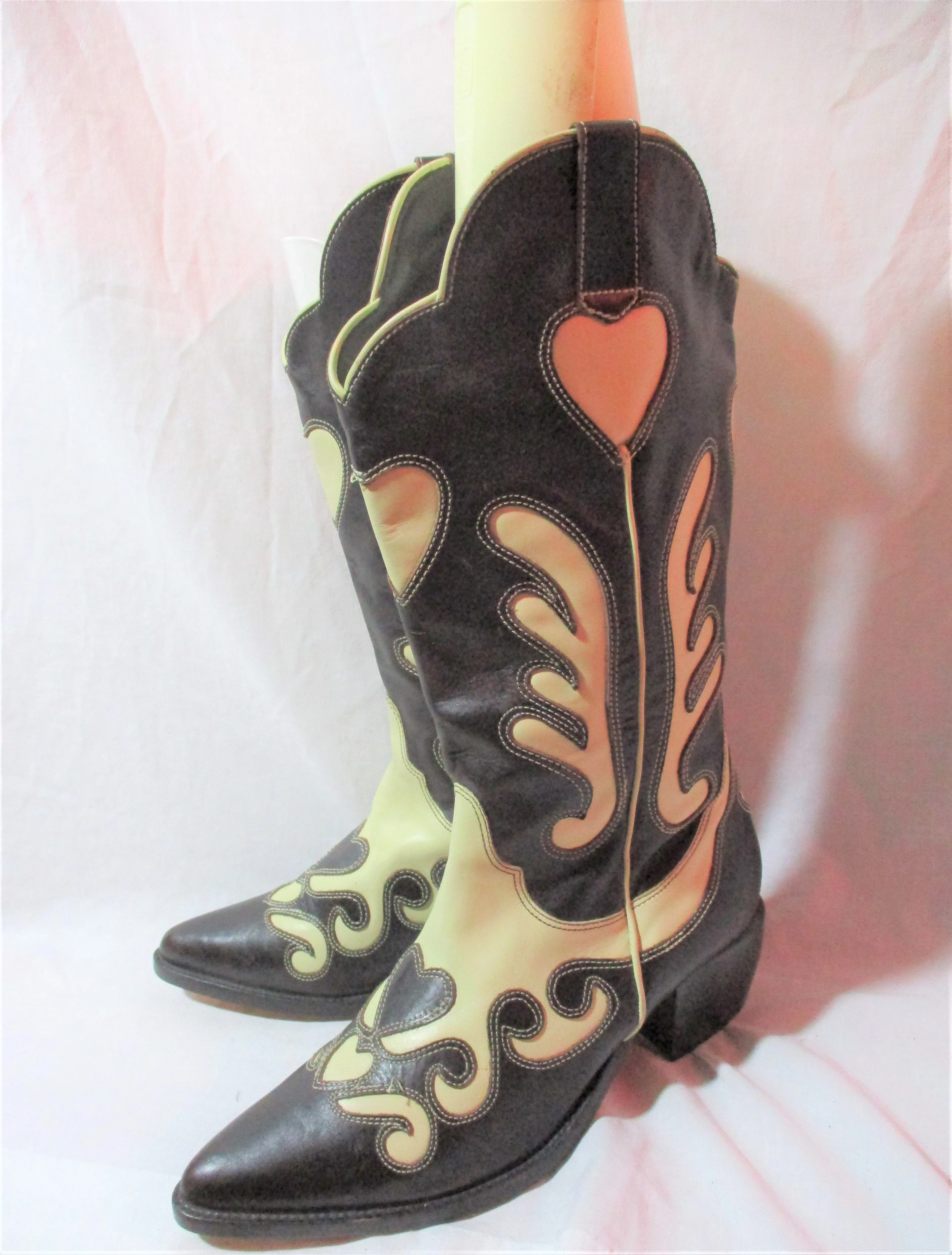 BRIGHTON Embossed Leather COWBOY WESTERN RIDING Boots 8.5 Rocker BRAZIL