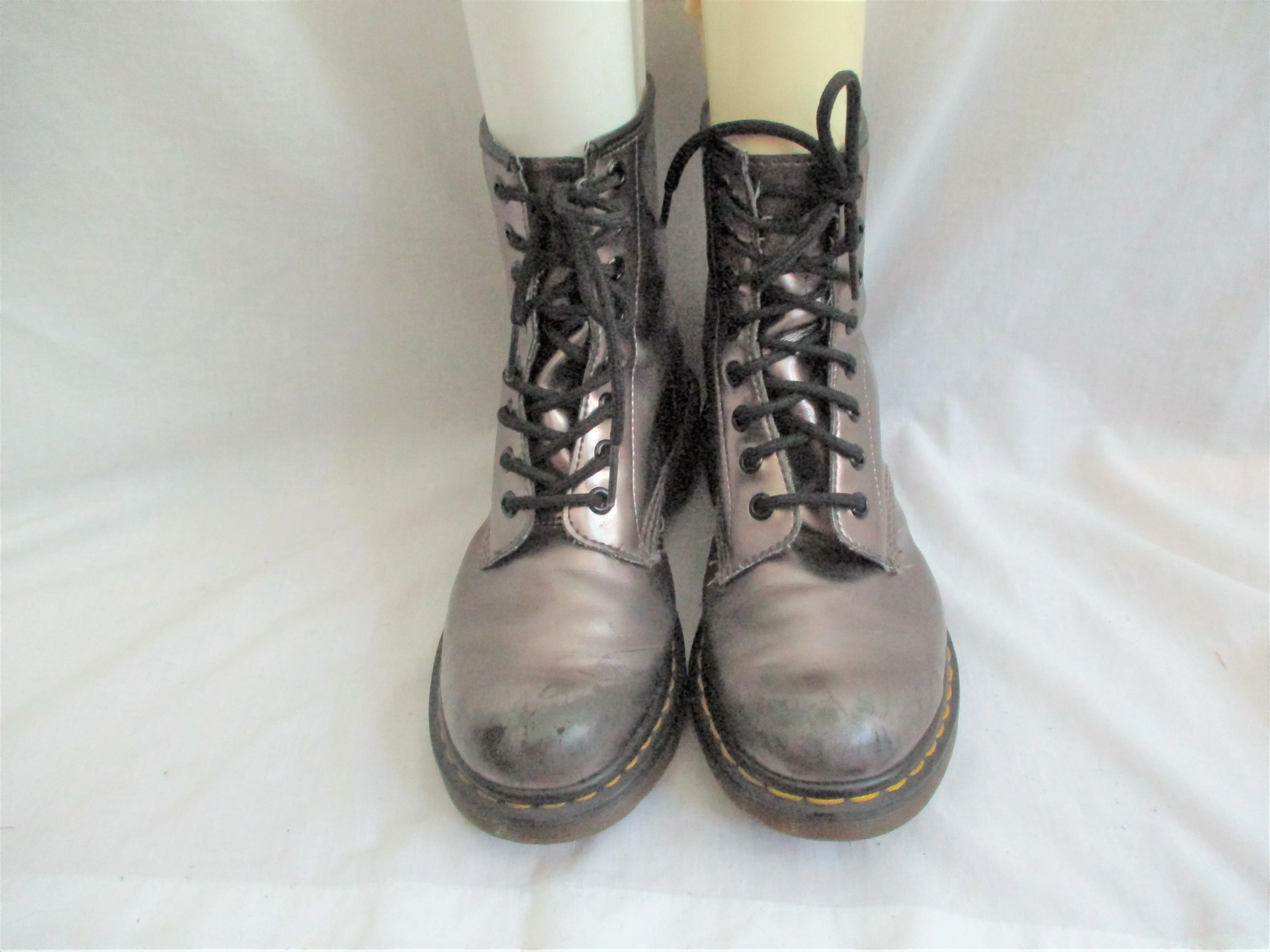 DOC DR. MARTENS Combat BOOT Shoe AIRWAIR METALLIC SILVER 6 / 37