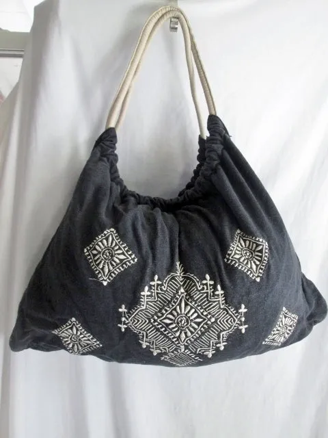 GRACIE ROBERTS Festival Loop Hoop Vegan Ethnic Circular Bag BLACK Tote Embroidered