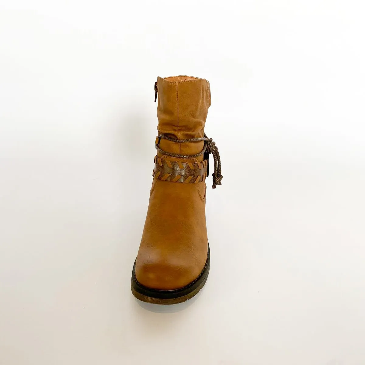 Miss Black Chief 1 tan boot