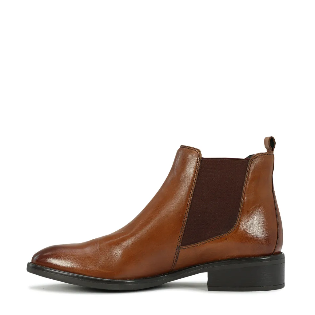 Selva Leather Chelsea Boots