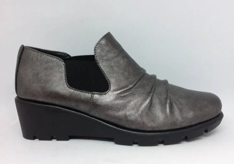 The Flexx Sluppiest ~ Black ~ Gunmetal ~ Leather Wedge